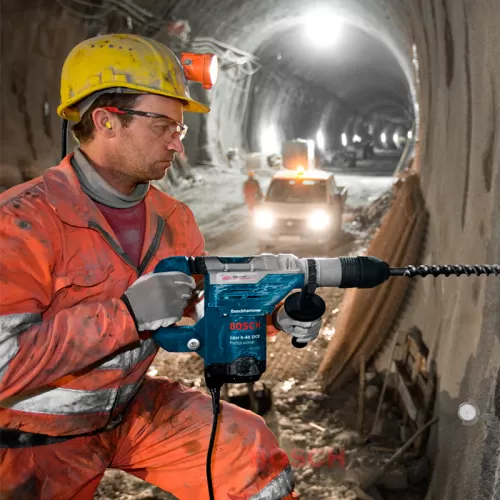 Перфоратор Bosch 5кг макс. діам.38 мм